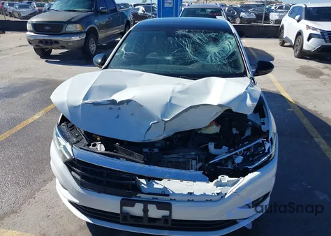 2021 Volkswagen Jetta 1.4T R-Line/1.4T S/1.4T Se z USA, uszkodzony, nr VIN 3VWC57BU6MM045631